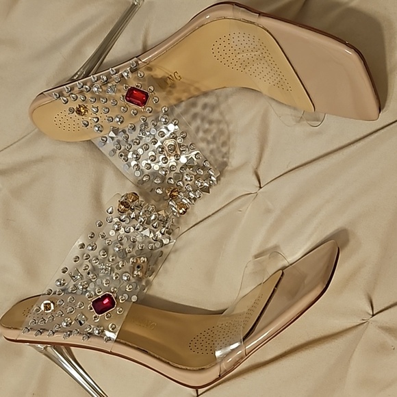 Host pick! ✨️🥳The AZALEA WANG Just A Dream Stiletto Sandal - Picture 2 of 6
